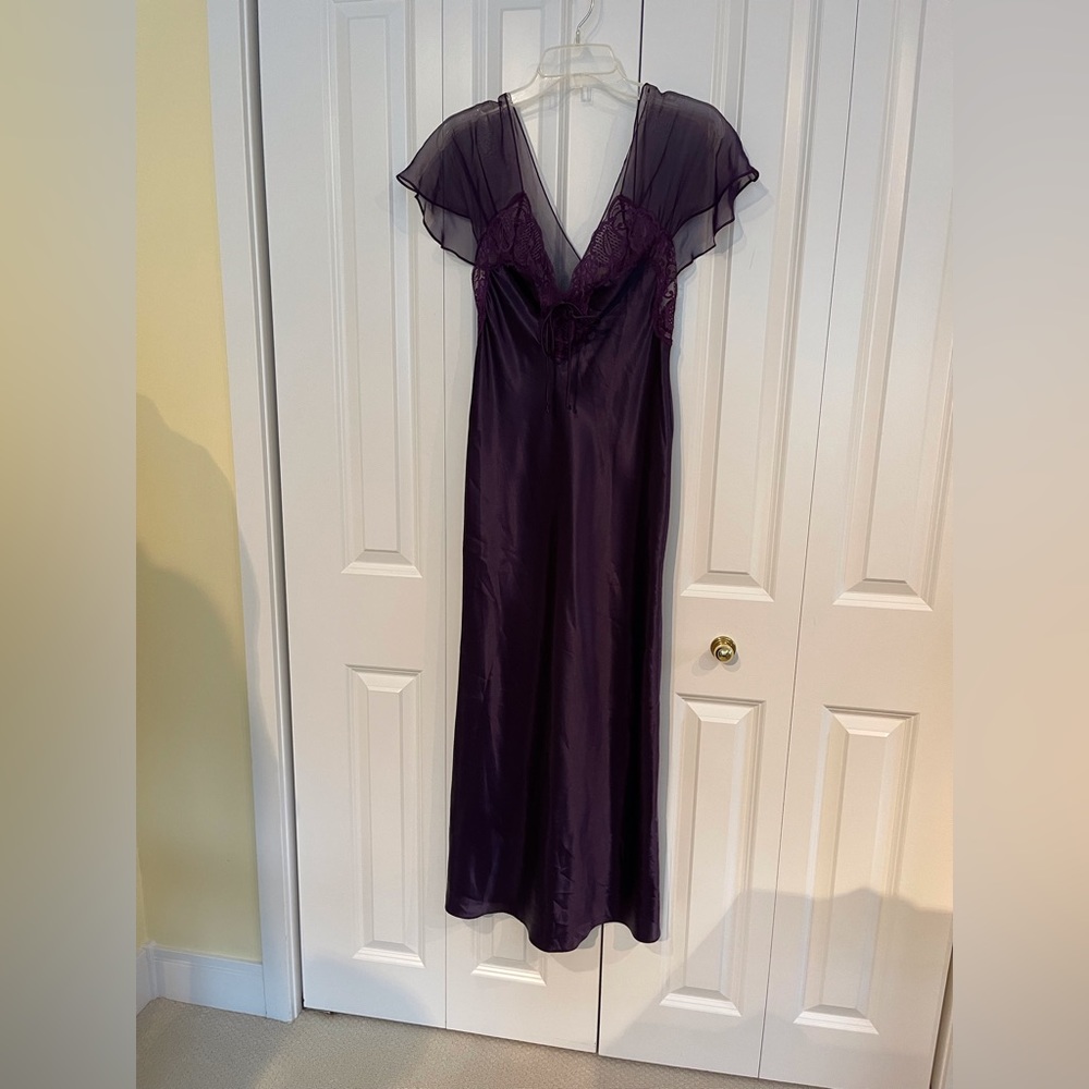 Vintage Long Négligéea and robe set.